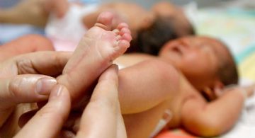Bajó la pobreza y subió la mortalidad infantil en Mendoza