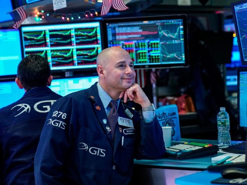 El Riesgo País sigue en caída y se acerca a los 430 puntos