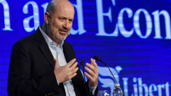 Sturzenegger deslizó que trabaja en una reforma judicial