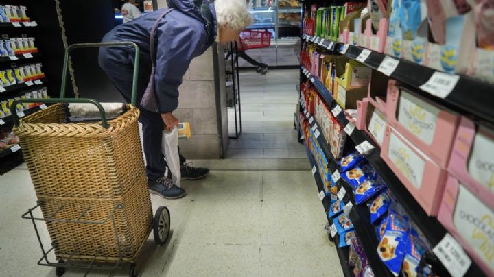 Tras 15 meses de caída, repuntó el consumo