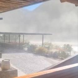 Lo que el Zonda nos dejó: cortes de luz, choques y destrozos