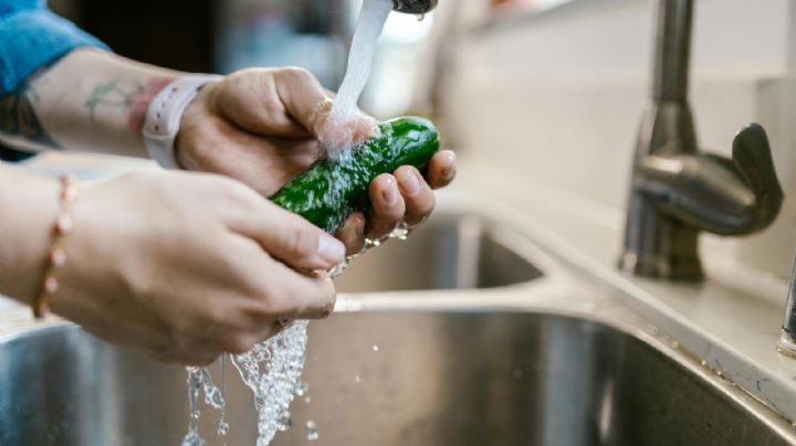 Una aliada: qué superficies se pueden limpiar con agua oxigenada