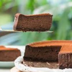 Riquísima tarta de queso y chocolate con tres ingredientes