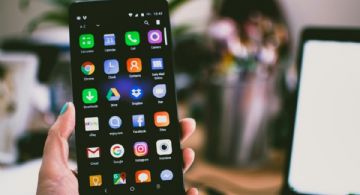 Cuándo y cuánto bajarán los celulares importados