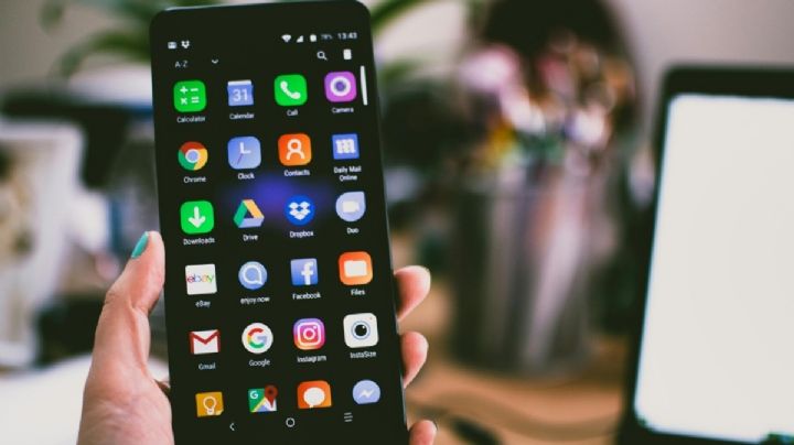 Cuándo y cuánto bajarán los celulares importados