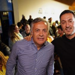 Una encuesta empuja a Cornejo hacia un acuerdo con Milei