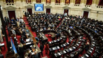 Presupuesto: la oposición buscará que vaya al Congreso antes del cambio