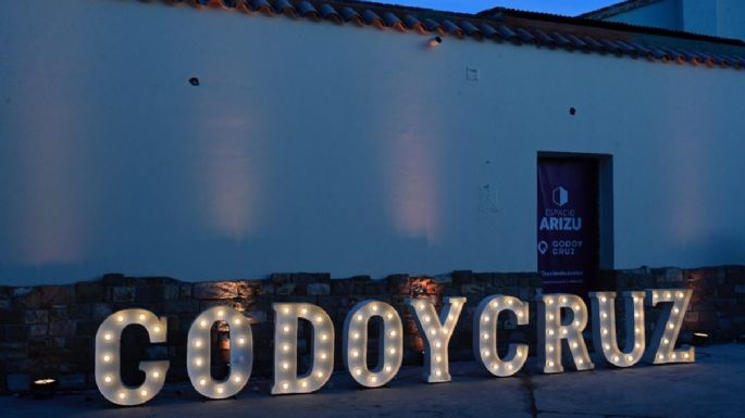 Las dudas que despertó el uso del Espacio Arizu en Godoy Cruz