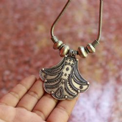 El secreto para dejar las joyas de plata relucientes