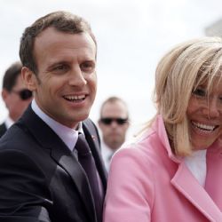 Emmanuel y Brigitte Macron: una historia de amor ¿en crisis?