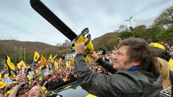 Por la caída de ingresos, el Gobierno reforzó el ajuste para sostener el superávit