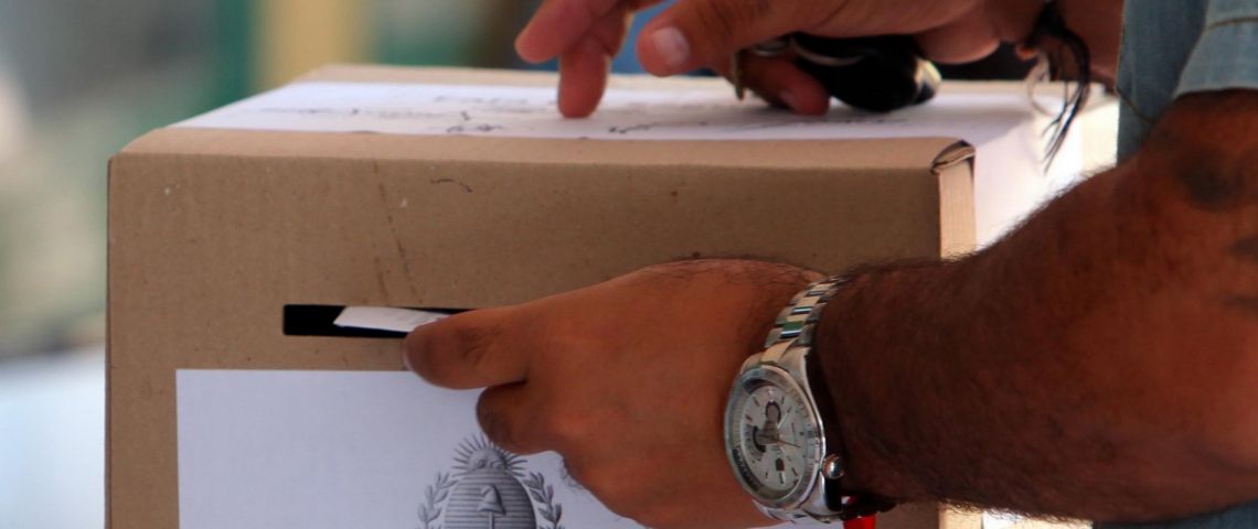 Una encuesta anticipa una paliza, un empate y una sorpresa