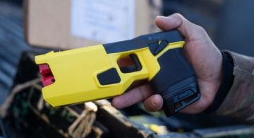 Ciudad y Provincia apuran la implementación de las pistolas taser
