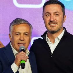 Petristas no asistirían al Congreso radical, rumores de éxodo a LLA