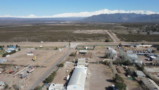 Luján adjudicó el Polo Logístico a la UTE de Andesmar, Kristich y Laugero