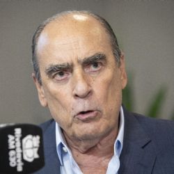 Porqué se postergó el anunció sobre los “dólares del colchón”