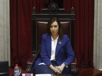 La irónica reacción de Victoria Villarruel al viaje de la esposa de Adorni