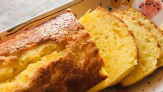 Imperdible receta del budín de yogur y limón