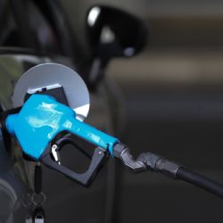 Sube el impuesto a los combustibles y se espera el aumento de la naftas y el gasoil
