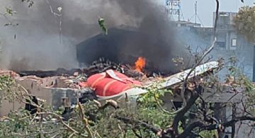 Tragedia aérea en India: se estrelló un avión con 242 pasajeros
