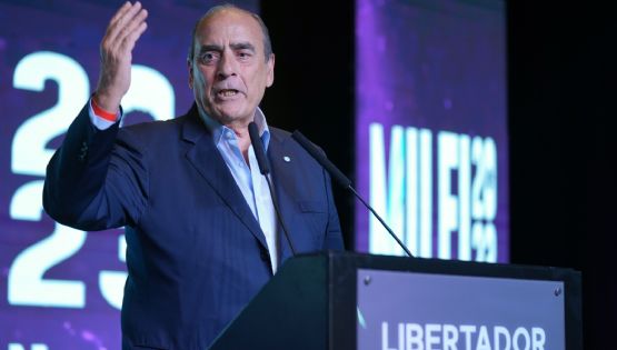 Guillermo Francos recibió a gobernadores con el eje en la coparticipación 