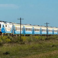 Un tren hasta San Martín y más Metrotranvía: el ambicioso plan del Gobierno