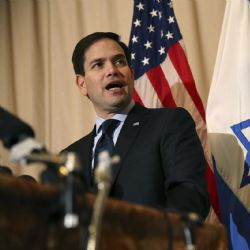 EEUU ayuda a interceptar misiles iraníes lanzado a Israel 