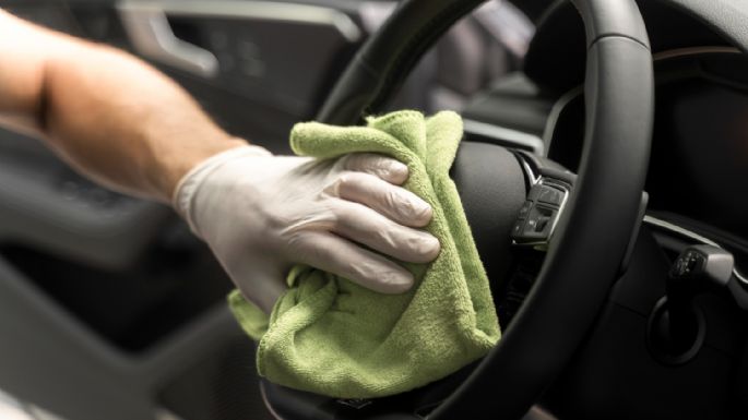 Combatiendo el olor a humedad en el auto: una solución fácil y efectiva