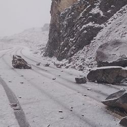 Hubo un derrumbe en la ruta 7 y hay tránsito habilitado solo hasta Uspallata 