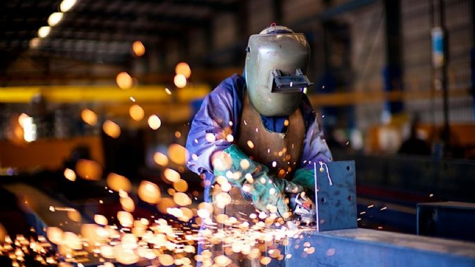 La industria metalúrgica cayó en abril y trabaja a menos del 50% de su capacidad