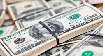 El dólar oficial cayó $20 esta semana 