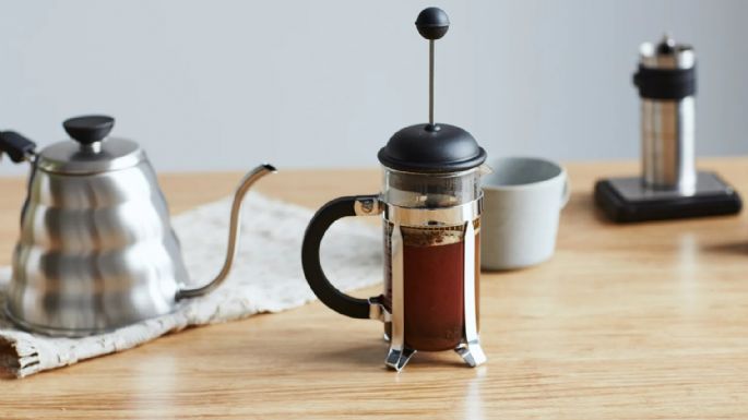Cinco razones por las que deberías cambiar tu cafetera eléctrica por una émbolo