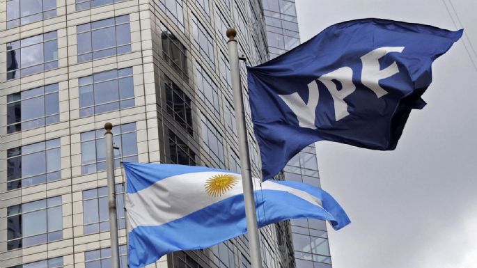El PJ se opuso a la entrega de YPF y llamó a constituir un frente social 