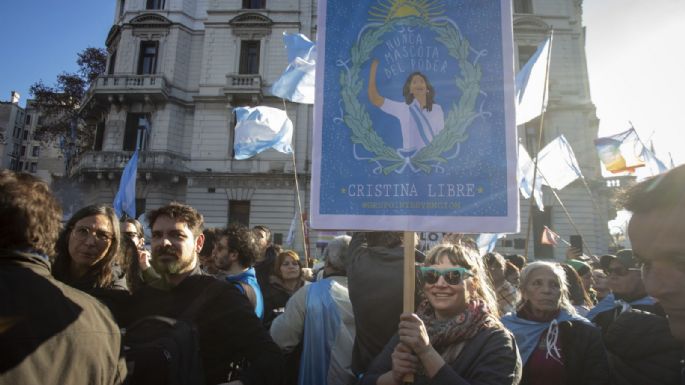 “De mis derechos políticos, ni hablemos”