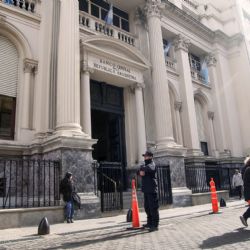 El Gobierno interviene el mercado de cambios para contener el dólar