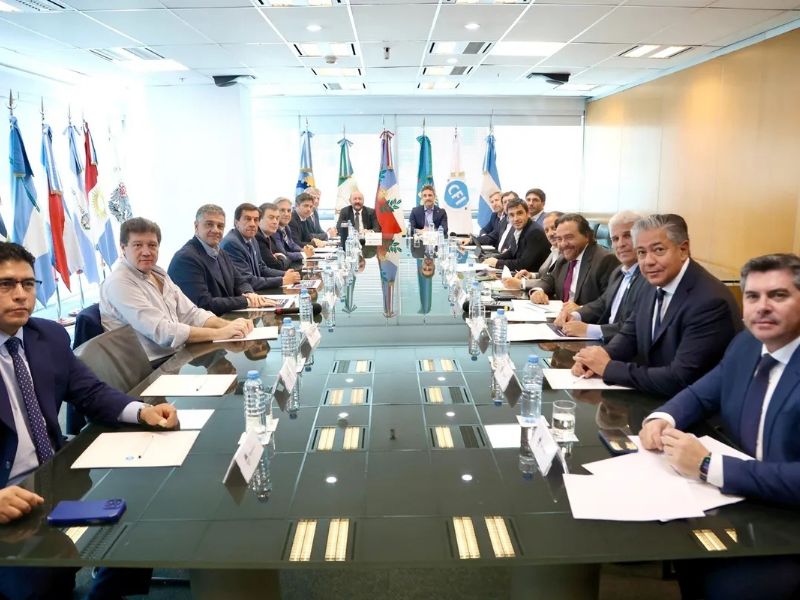 Máxima tensión entre Milei y gobernadores