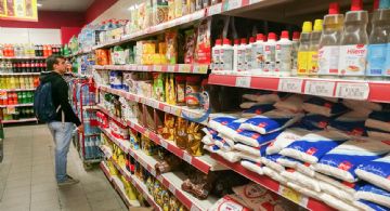 Fuerte caída de la confianza del consumidor