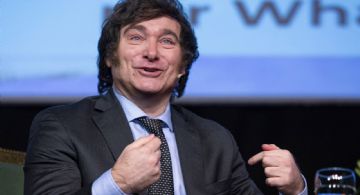 Milei se toma el día de su cumpleaños y lo celebra sin agenda oficial