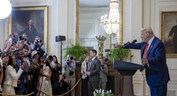 Trump firmó una orden ejecutiva que modifica las tasas arancelarias