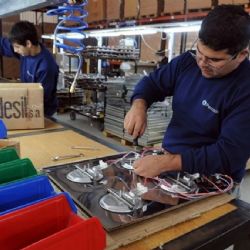 En abril, los salarios registrados subieron menos que la inflación