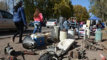 La mitad de los hogares usa ahorros, vende pertenencias o toma préstamos para cubrir gastos