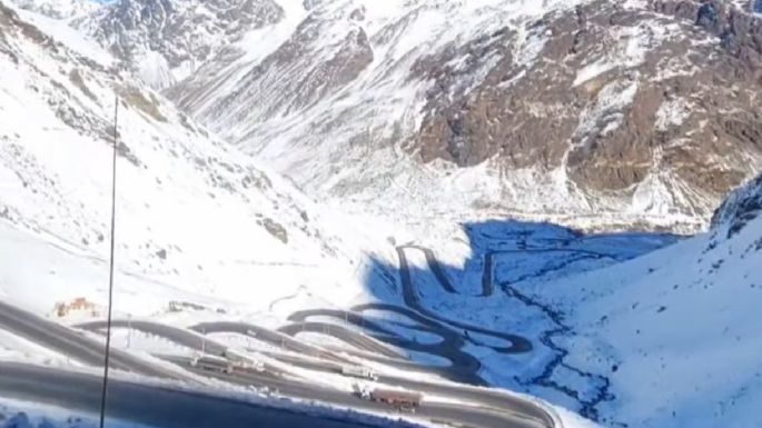 Paso Cristo Redentor continuará cerrado por las nevadas