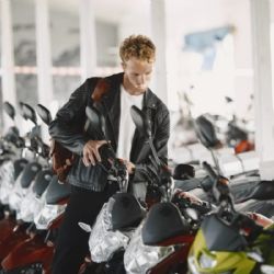 Cuáles son las 10 motos más vendidas del país