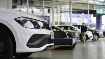 La financiación de autos nuevos y usados cayó al mínimo del año en octubre