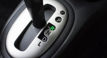 Qué es el significado de la letra L en la caja automática