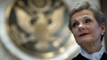 Juicio por YPF: piden sanciones contra Caputo por no entregar sus mensajes de WhatsApp