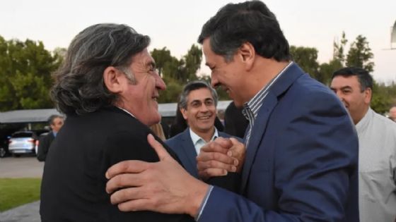 Té para tres: ¿Mendoza está lista para una tercera fuerza política?