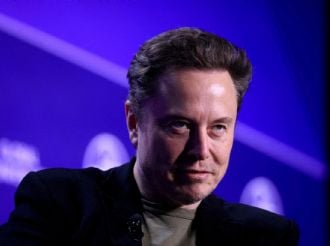 Elon Musk pasa a ser el primer billonario de la historia