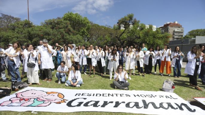 Los médicos residentes del Garrahan levantaron el paro