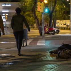Dos hombres y un bebé murieron en la calle por la ola de frío